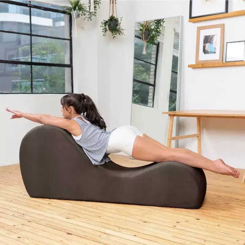 Avana elegante chaise longue voor yoga - Gemaakt in de VS - Ideaal voor stretchen, ontspanning, sporten en meer, 60D x 18W x 26H inch, lichtgrijs
