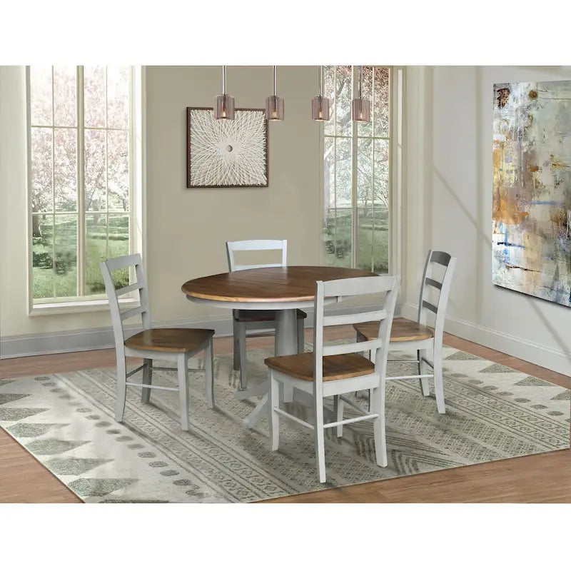Ronde uitschuifbare eettafel van 36 inch met 4 Madrid-stoelen