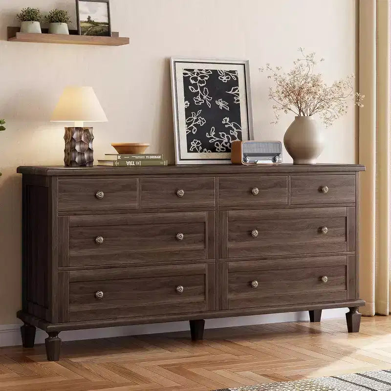 Ladekast met 8 laden voor de slaapkamer, vintage ladekast van 59 inch en tv-meubel met gebeeldhouwde handgrepen en taps toelopende poten, houten ladekast met ruime opbergruimte