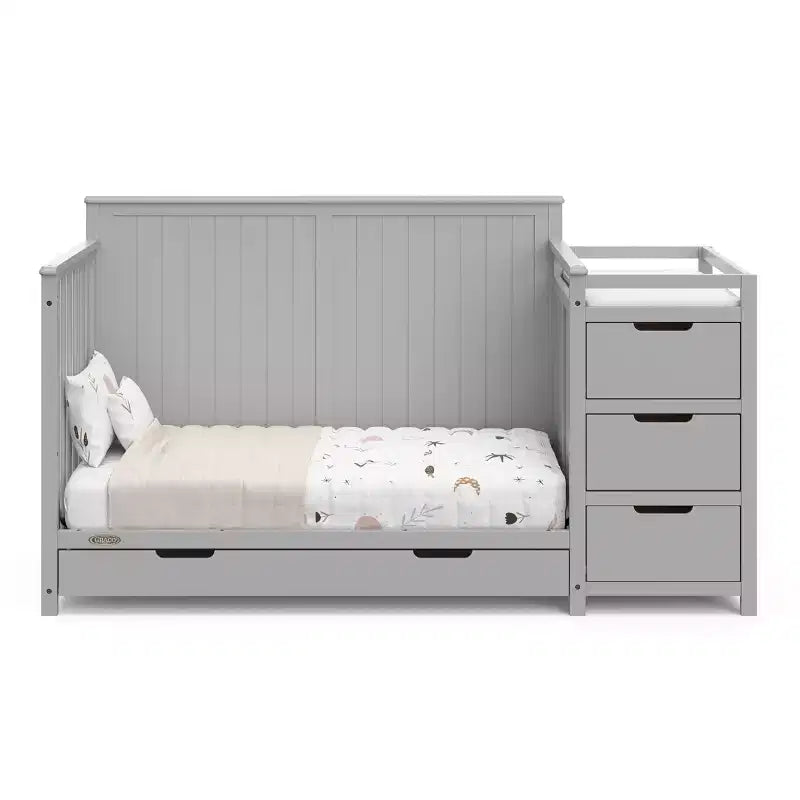 5-in-1 converteerbaar babybedje en commode met lade
