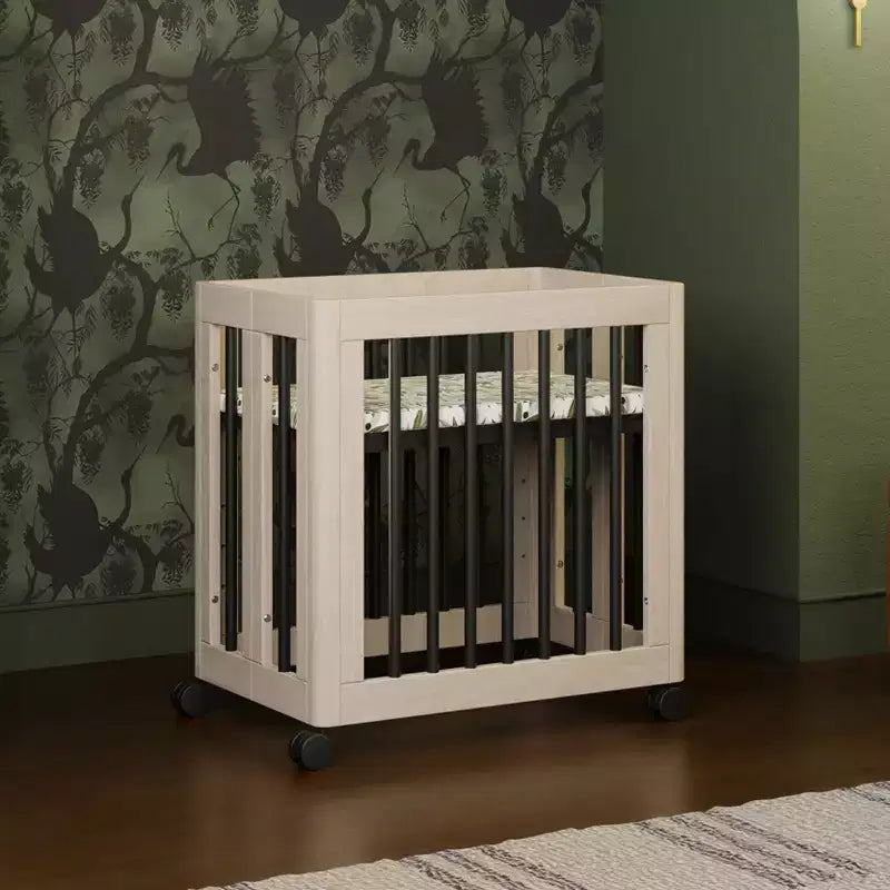 Babyletto Yuzu 8-in-1 umbaubares Babybett mit Umbausets für alle Entwicklungsstufen