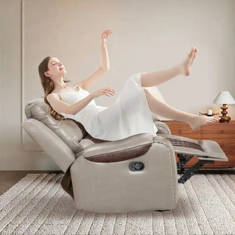 Ruime relaxfauteuil van kunstleer in Amerikaans design voor de woonkamer