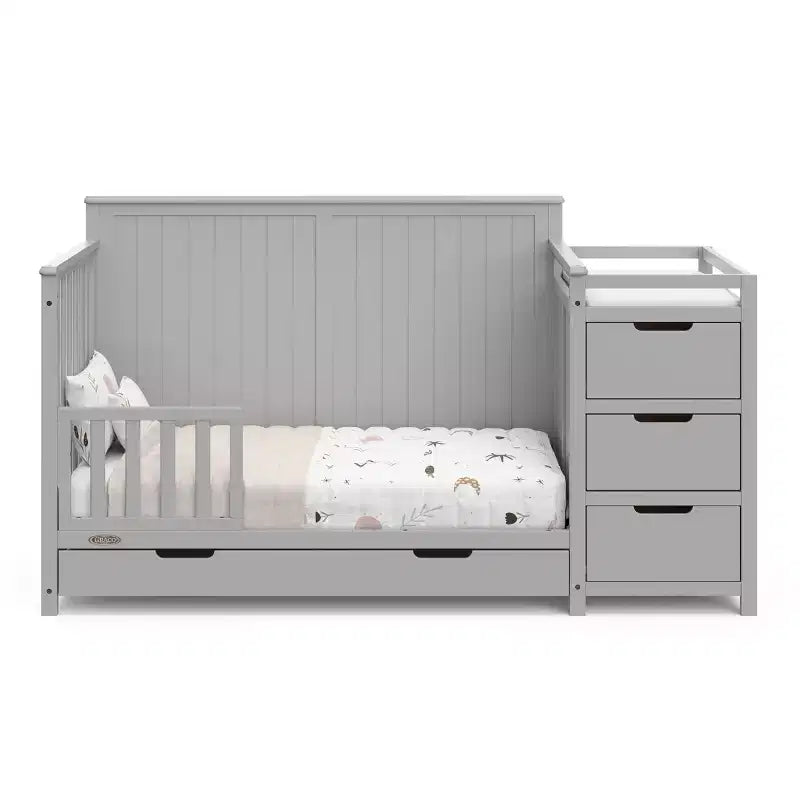 5-in-1 converteerbaar babybedje en commode met lade
