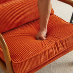 Moderner gepolsterter Akzentstuhl im Mid-Century-Stil