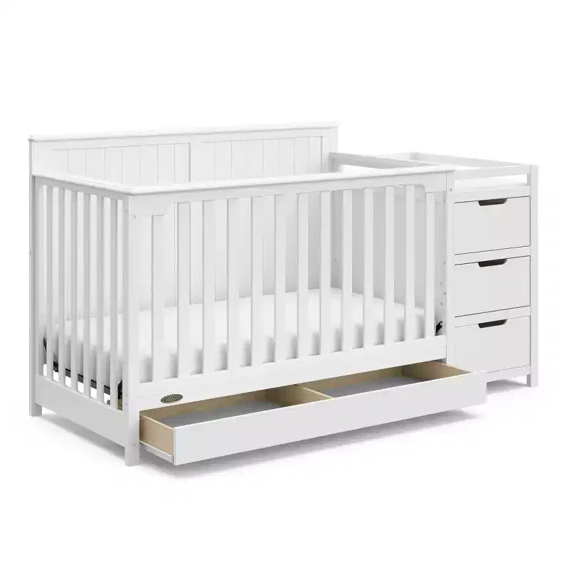 5-in-1 converteerbaar babybedje en commode met lade