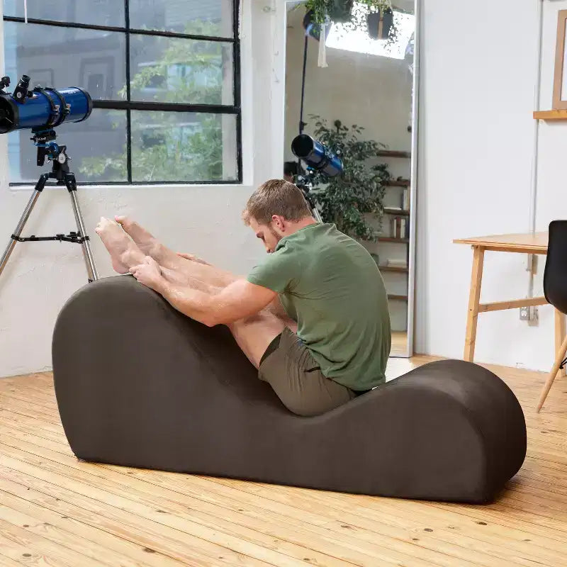 Avana elegante chaise longue voor yoga - Gemaakt in de VS - Ideaal voor stretchen, ontspanning, sporten en meer, 60D x 18W x 26H inch, lichtgrijs