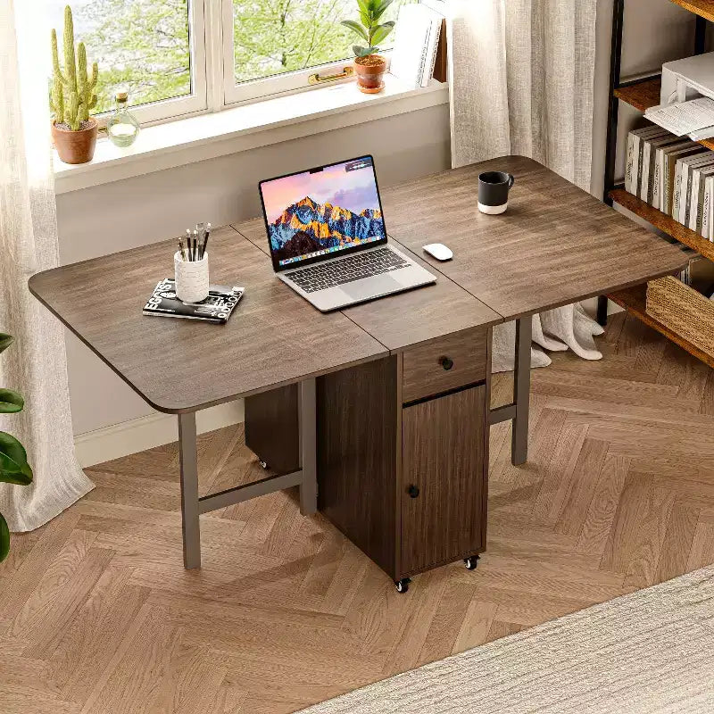ATJafurn 59-Zoll-Klapptisch mit abklappbaren Tischplatten für kleine Räume, rechteckiger ausziehbarer Küchentisch aus Holz mit Rollen und Stauraum