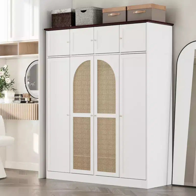 Armoire-penderie haute de 70,87 pouces à 8 portes, grande capacité, avec tringle, étagères réglables et portes décoratives en rotin