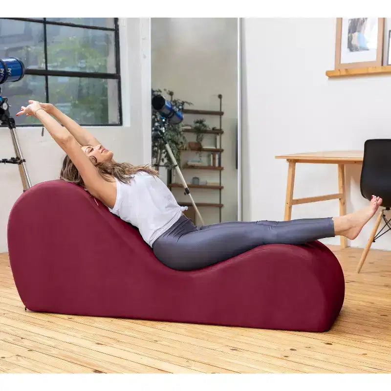Avana elegante chaise longue voor yoga - Gemaakt in de VS - Ideaal voor stretchen, ontspanning, sporten en meer, 60D x 18W x 26H inch, lichtgrijs