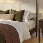 Harbor-Himmelbett in Kingsize mit gepolstertem Kopfteil, Blond/Swiss Coffee (MD2411-01)