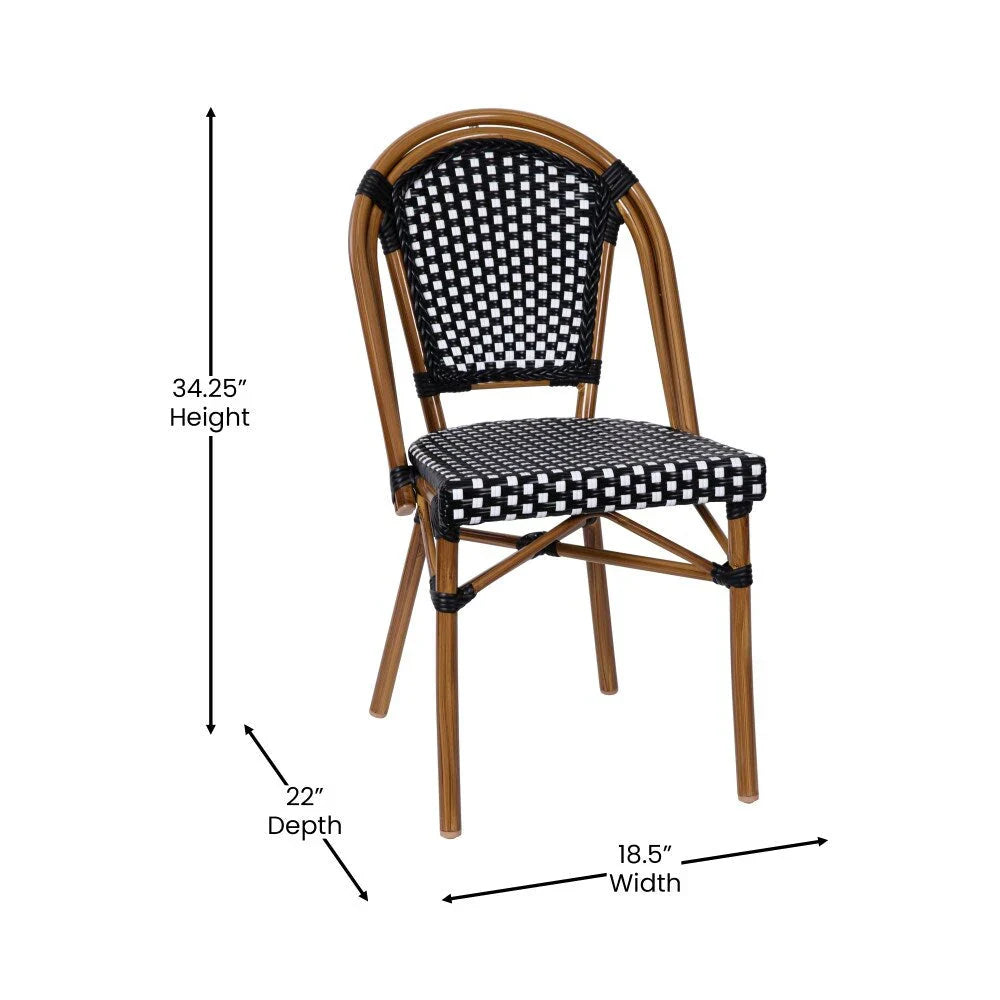 Ensemble bistro commercial intérieur/extérieur avec table et quatre chaises