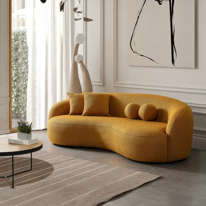 Blaine luxuriöses modernes Sofa im Japandi-Stil aus Bouclé-Stoff mit geschwungener Form