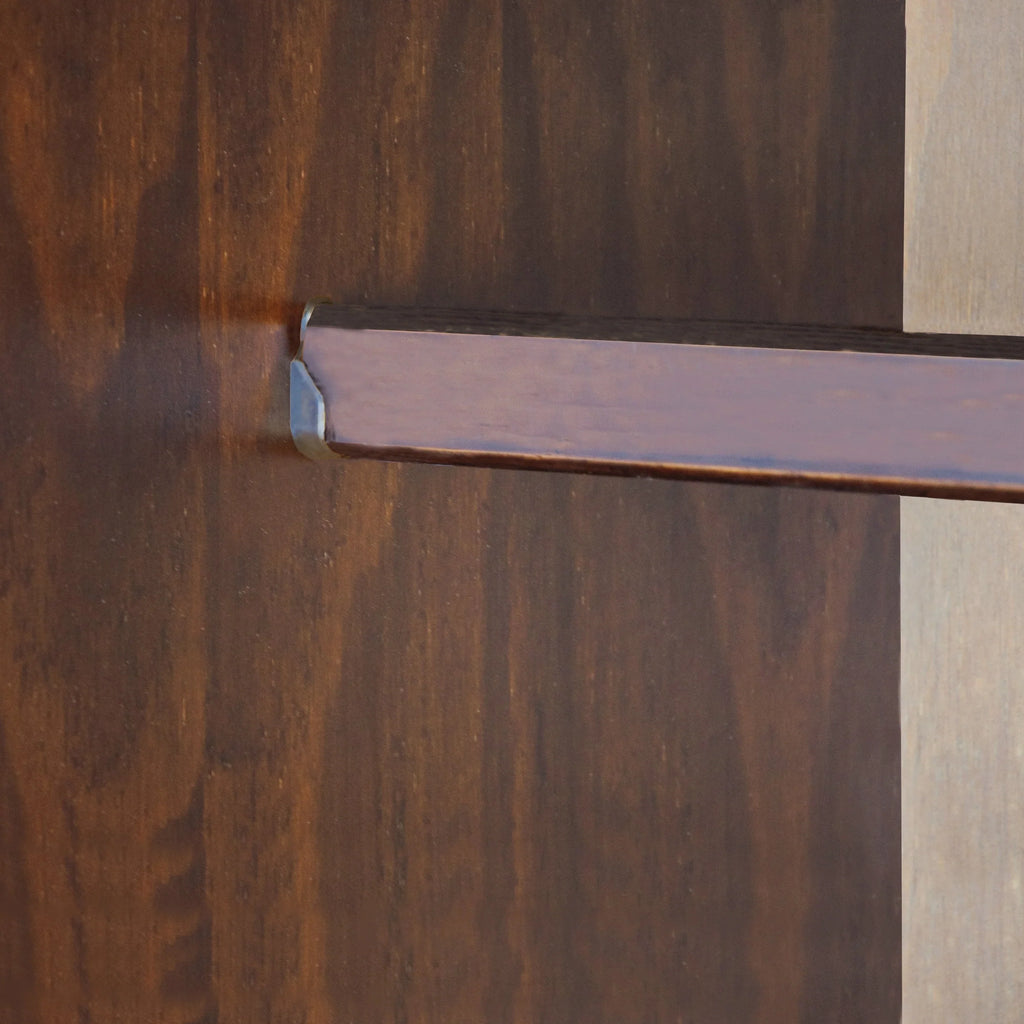 Palace Imports Kyle 4-türiger Kleiderschrank aus 100 % Massivholz mit Türen aus Massivholz oder Spiegelglas