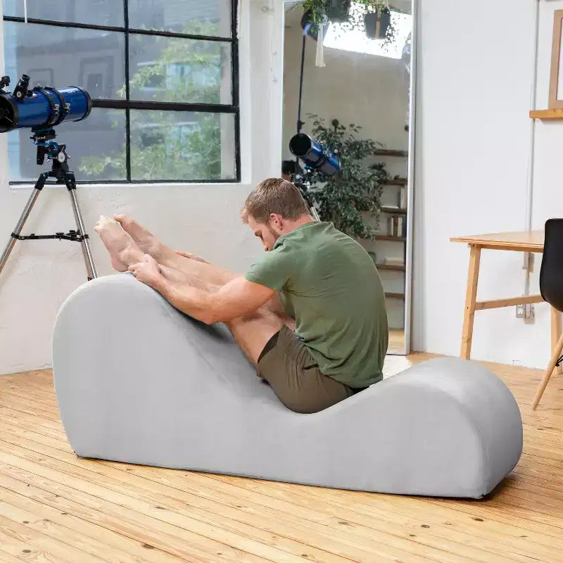Avana elegante chaise longue voor yoga - Gemaakt in de VS - Ideaal voor stretchen, ontspanning, sporten en meer, 60D x 18W x 26H inch, lichtgrijs