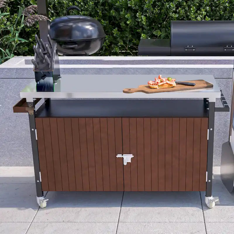 Grillwagen für den Außenbereich mit Tischplatte aus Edelstahl (Hocker nicht enthalten)