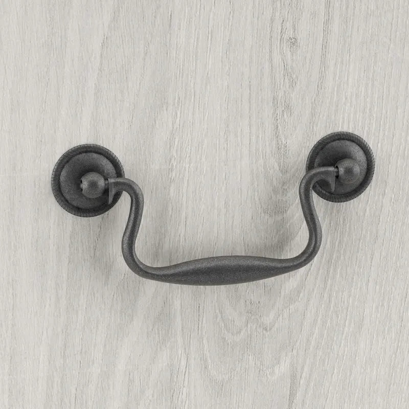 Bush Furniture Saratoga Schreibtisch für Führungskräfte mit Schubladen und Stauraum