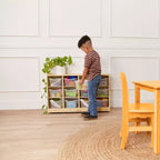 Meuble mobile à plateaux avec casiers et 15 bacs frontaux à ouverture en forme de cuillère, 3 x 4, mobilier pour enfants