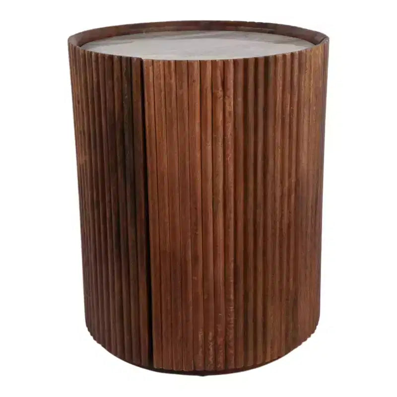 Decoratieve geribbelde houten bijzettafel met marmeren blad en opbergruimte - kleine woondecoratietafel voor slaapkamer of woonkamer