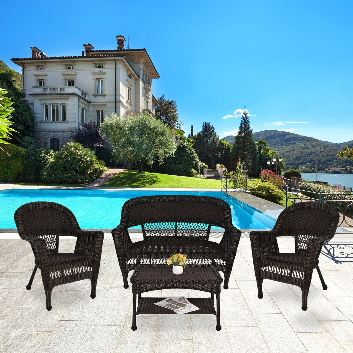4-teiliges Sitzgruppen-Set aus Korbgeflecht für die Terrasse
