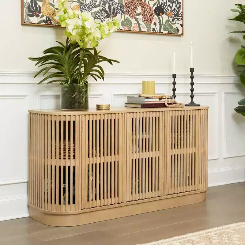Buffet en bois massif Plank+Beam Contour avec 3 portes, meuble TV de 59 po pour salon