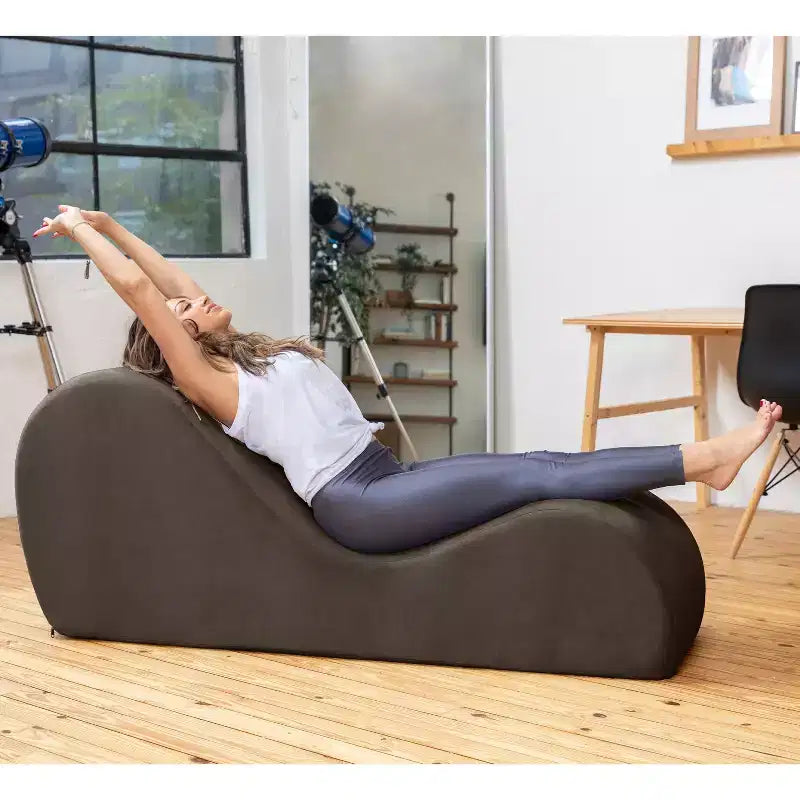 Avana elegante chaise longue voor yoga - Gemaakt in de VS - Ideaal voor stretchen, ontspanning, sporten en meer, 60D x 18W x 26H inch, lichtgrijs