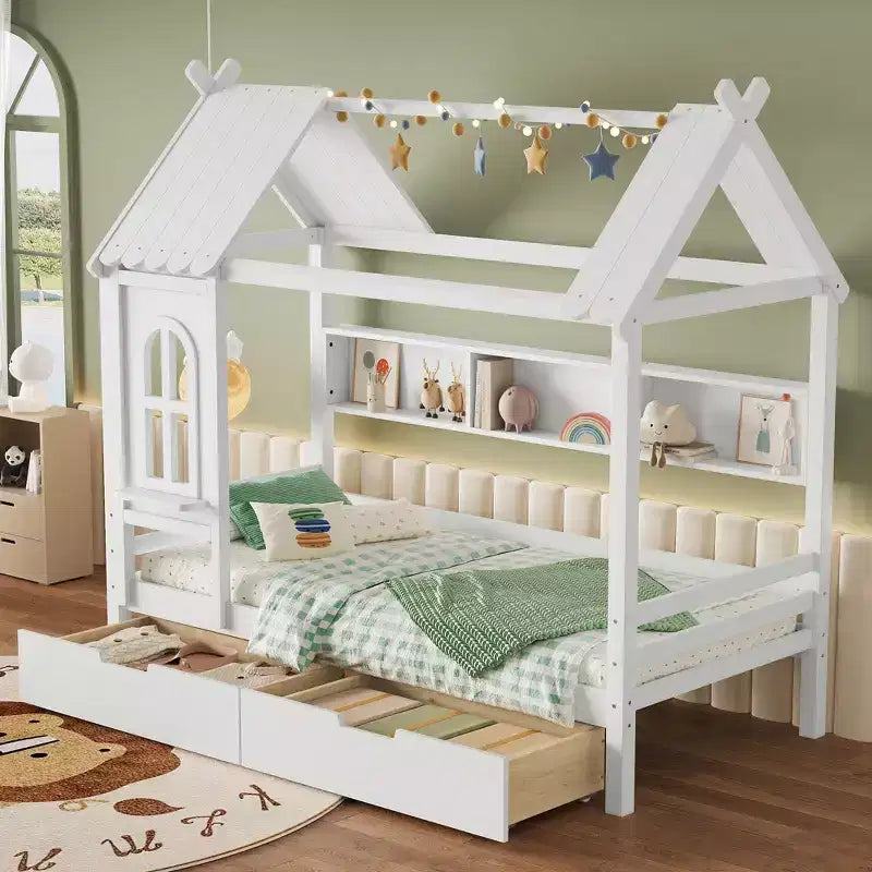 Lit plateforme en forme de maison avec tiroirs de rangement et fenêtre, cadre en bois massif avec étagères, design ludique pour enfant, blanc clair
