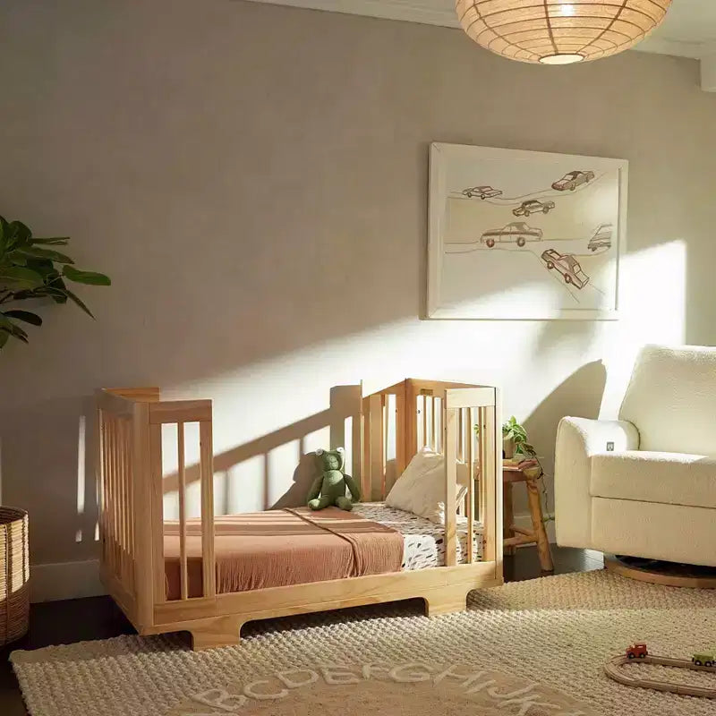 Babyletto Yuzu 8-in-1 umbaubares Babybett mit Umbausets für alle Entwicklungsstufen
