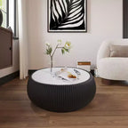 Table basse ronde moderne en forme de tambour Okak avec plateau en marbre et côtés en cuir, table centrale élégante pour le salon ou la chambre