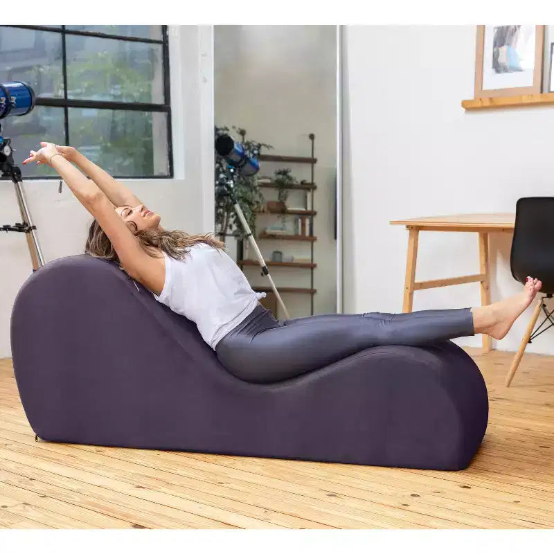 Avana elegante chaise longue voor yoga - Gemaakt in de VS - Ideaal voor stretchen, ontspanning, sporten en meer, 60D x 18W x 26H inch, lichtgrijs