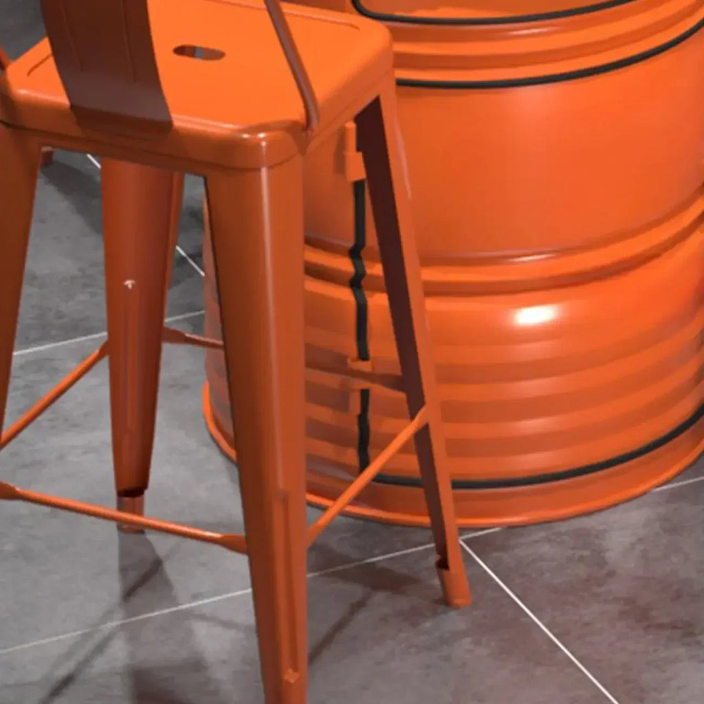 Industrielle schwarze und orangefarbene Metalltrommel-Beistelltische