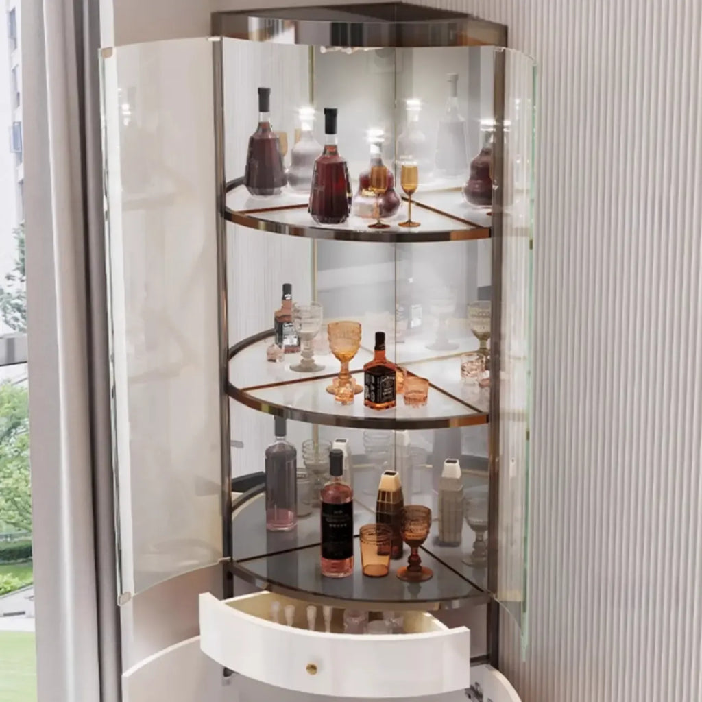 Eckschrank zur Aufbewahrung und Präsentation mit mehreren Ebenen aus Glas und Metall, Weinschrank