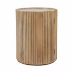 Decoratieve geribbelde houten bijzettafel met marmeren blad en opbergruimte - kleine woondecoratietafel voor slaapkamer of woonkamer