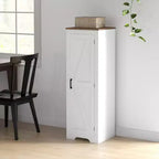 HOMCOM Aufbewahrungsschrank im Landhausstil mit verstellbarem Einlegeboden, Akzentschrank mit einer Scheunentür für Wohnzimmer, Bodenschrank als Vorratsschrank, Weiß