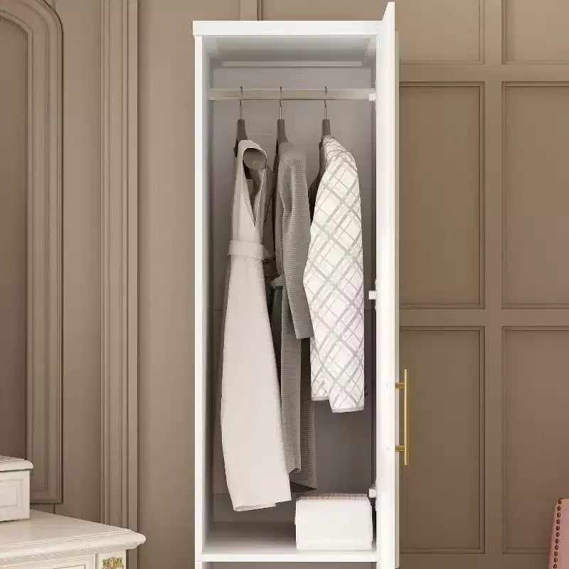 Famapy luxuriöser weißer modularer Kleiderschrank mit goldenen Beschlägen: Türen mit Paneelen und Design mit gemischten Türen – eleganter maßgefertigter Kleiderschrank für Schlafzimmer
