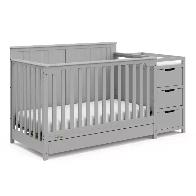 5-in-1 converteerbaar babybedje en commode met lade